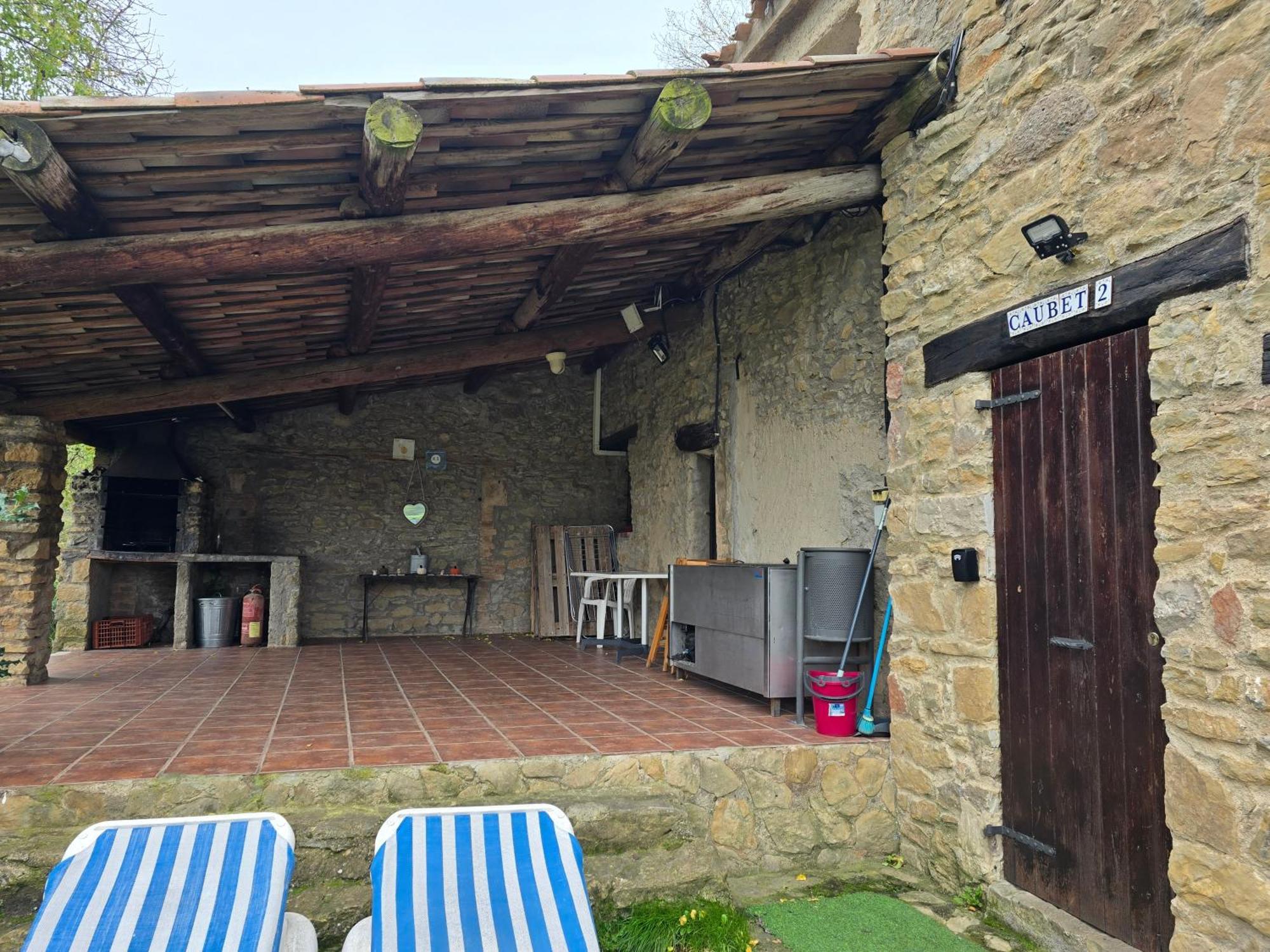 Complex Rural Can Caubet Berga Bagian luar foto