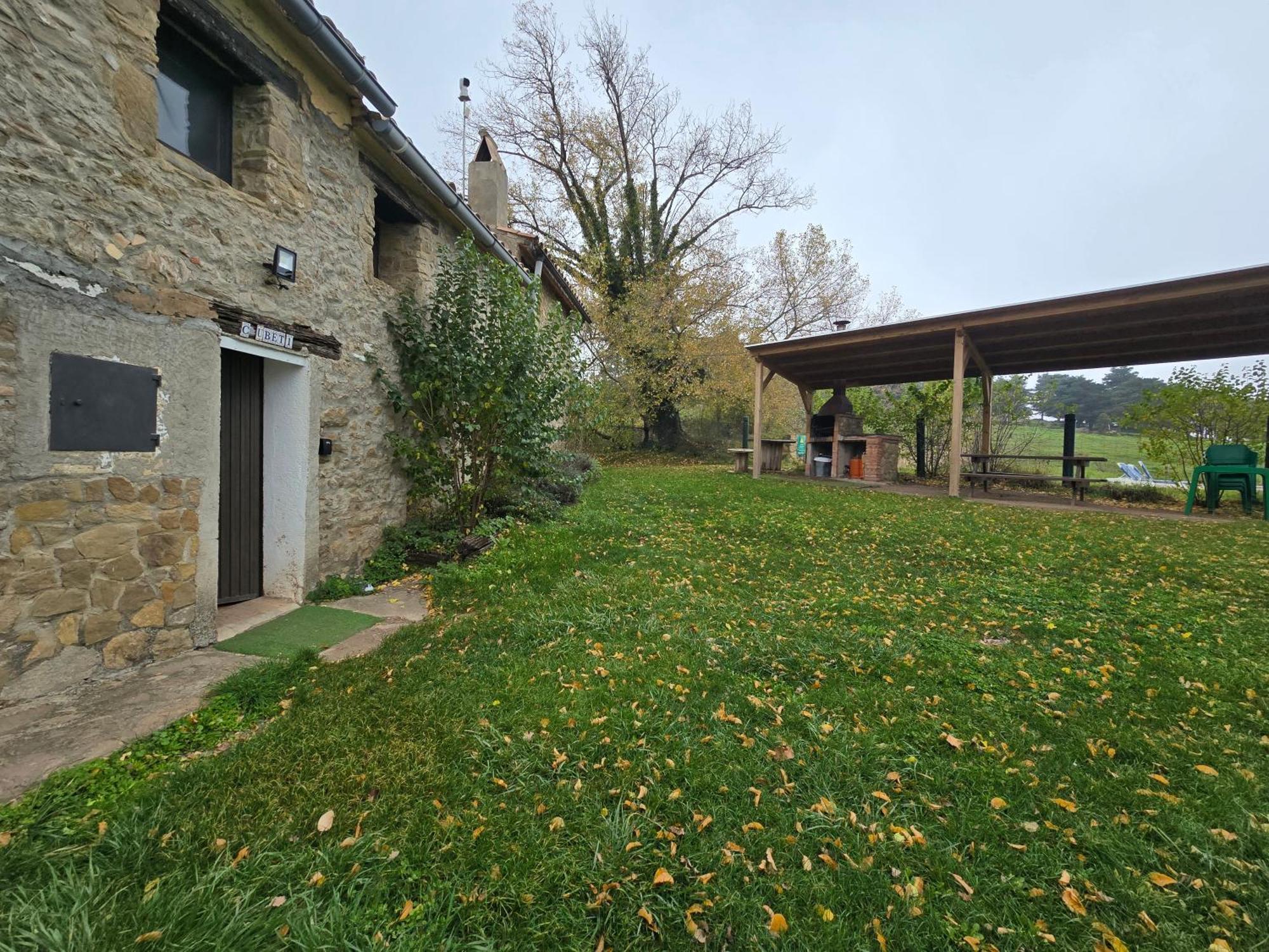 Complex Rural Can Caubet Berga Bagian luar foto